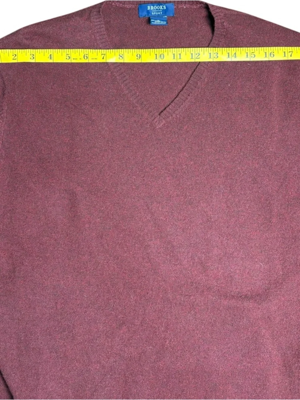 Brooks Brothers Sport Lambswool V-Neck Sweater Red Size L